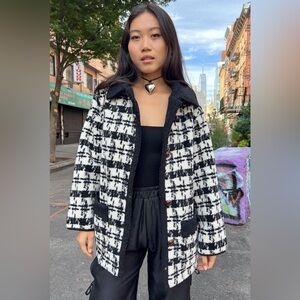 Lisa says gah Sherpa houndstooth coat